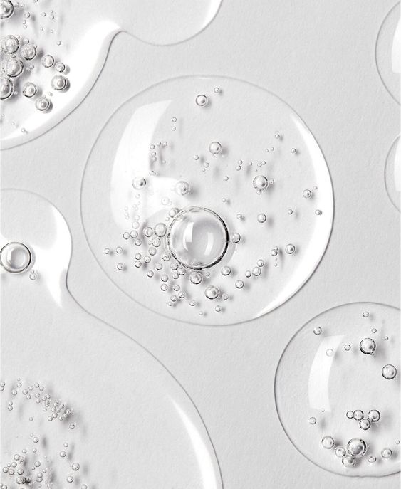 ACIDO IALURONICO E PEPTIDI PRO COLLAGENE